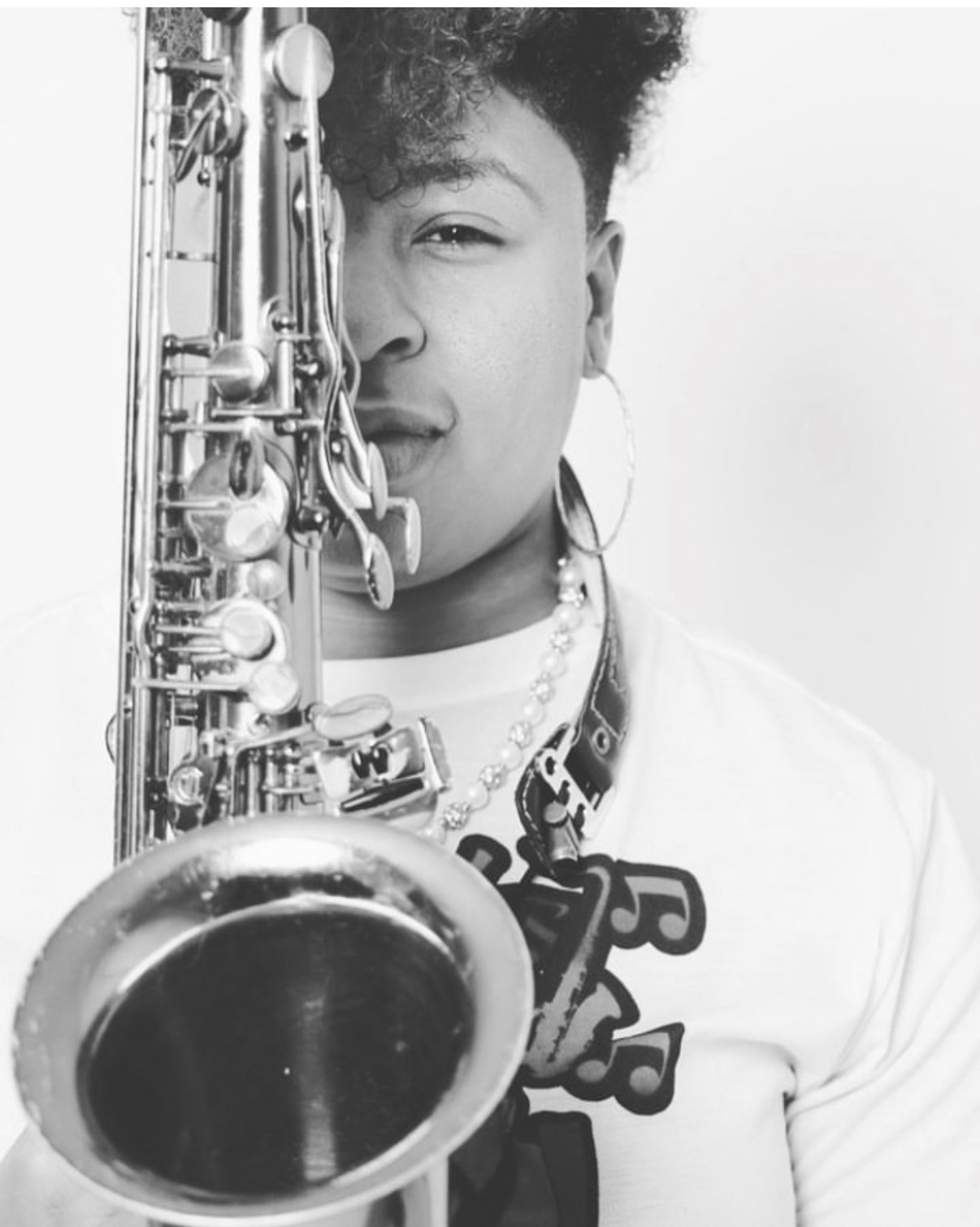 chicago-female-saxophonist-portrait-mckinney-music.jpg